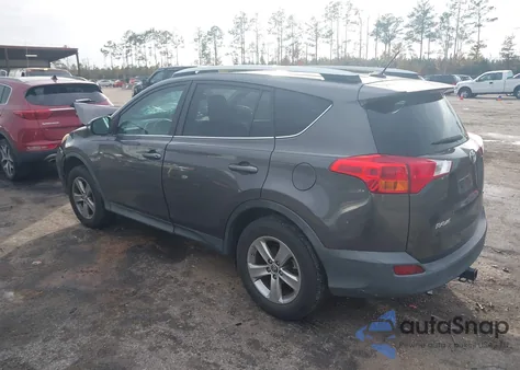 2015 Toyota Rav4 Xle z USA, uszkodzony, nr VIN 2T3WFREV9FW187258